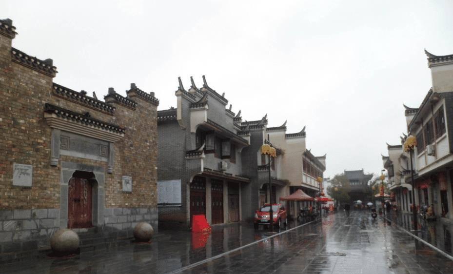 43岁秦岚拍戏被偶遇，抛开美颜跟精修，她的状态如何？游戏画面